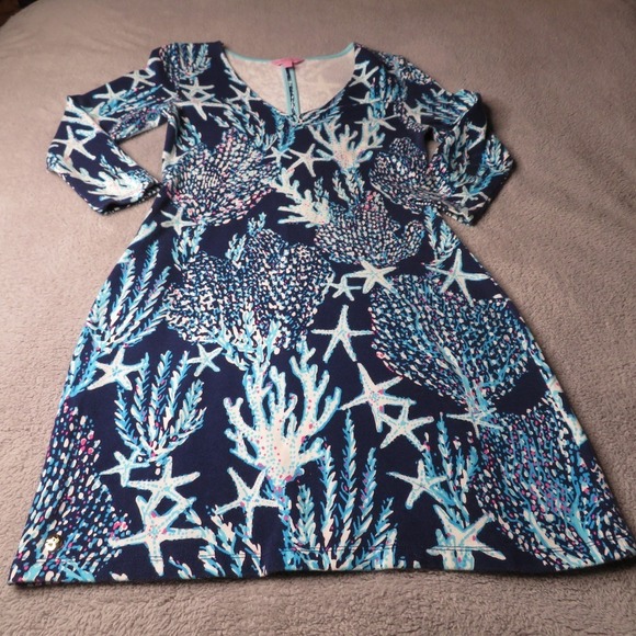 Lilly Pulitzer Dresses & Skirts - Lilly Pulitzer XS Navy Blue Coral Starfish Print V-Neck Long Sleeve Shift Dress